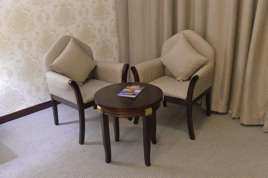 Verona Resorts Sharjah Bagian luar foto