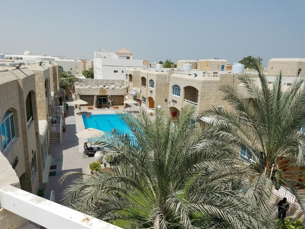 Verona Resorts Sharjah Bagian luar foto